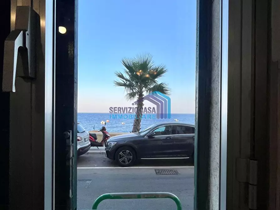 Immagine 7 di Casa indipendente in vendita  a Letojanni