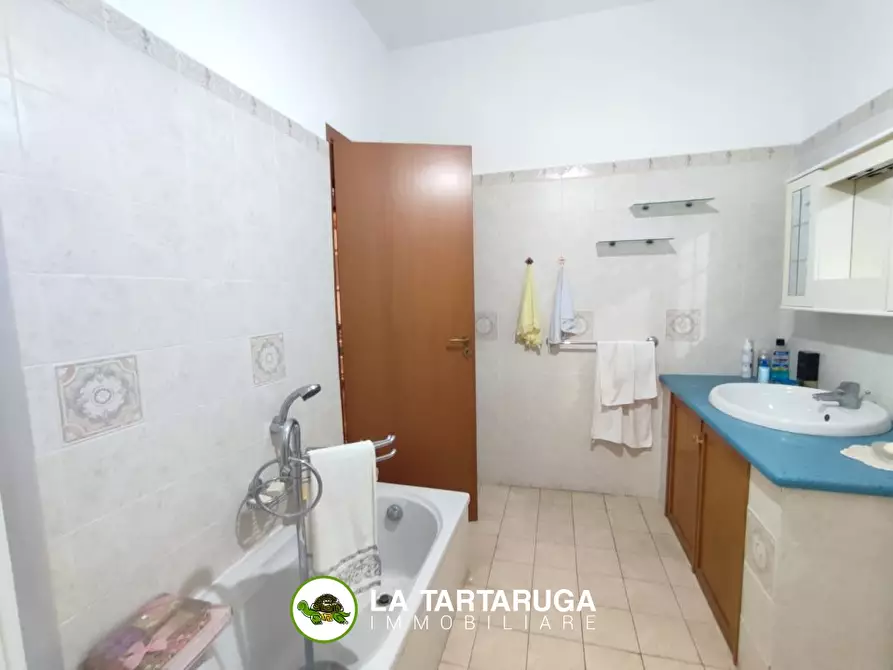 Immagine 10 di Casa indipendente in vendita  a Furci Siculo