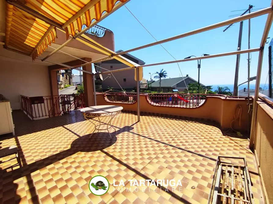 Immagine 1 di Casa indipendente in vendita  a Furci Siculo