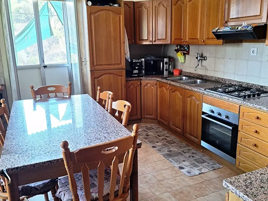 Immagine 8 di Villa in vendita  SNC a Messina