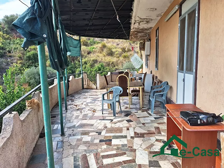 Immagine 4 di Villa in vendita  SNC a Messina
