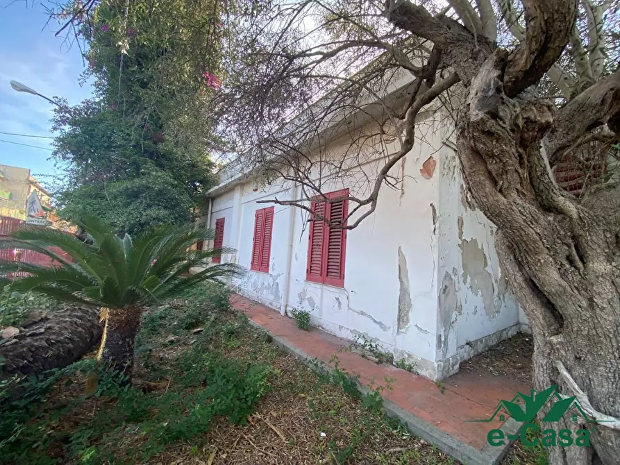 Immagine 10 di Villa in vendita  a Pace Del Mela