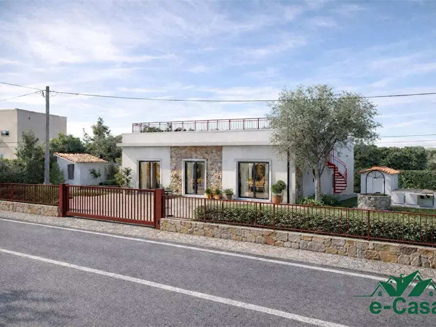 Immagine 1 di Villa in vendita  a Pace Del Mela