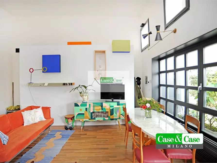 Immagine 10 di Villa in vendita  78 a Milano