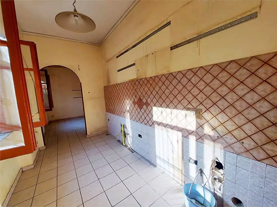 Immagine 8 di Villa in vendita  341 a Caivano