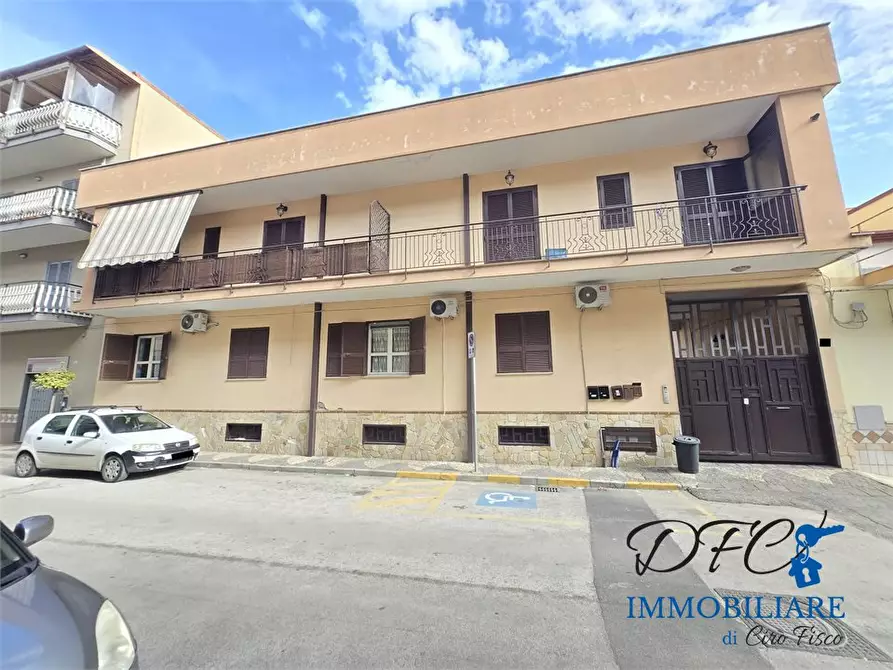 Immagine 1 di Villa in vendita  a Afragola