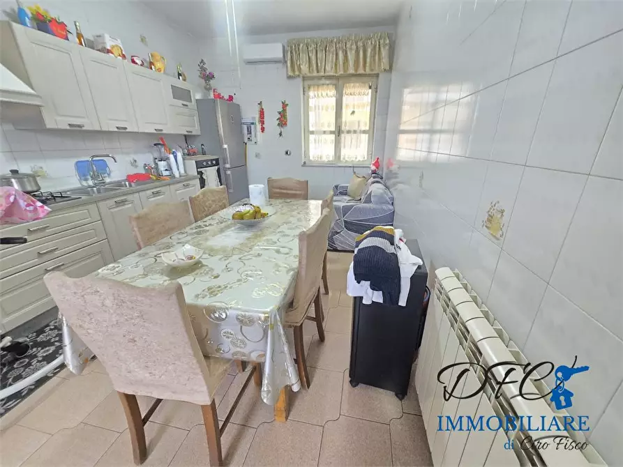 Immagine 3 di Villa in vendita  a Afragola