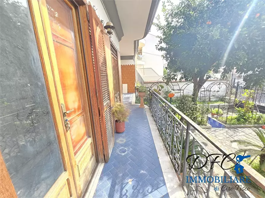 Immagine 3 di Villa in vendita  a Caivano