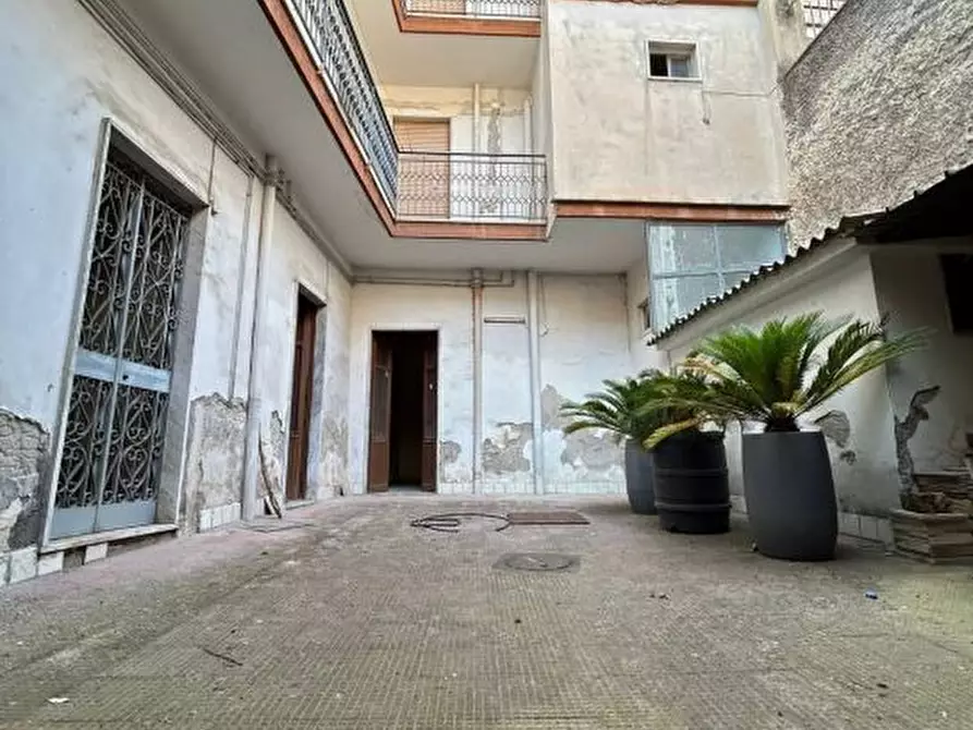 Immagine 2 di Villa in vendita  a Crispano