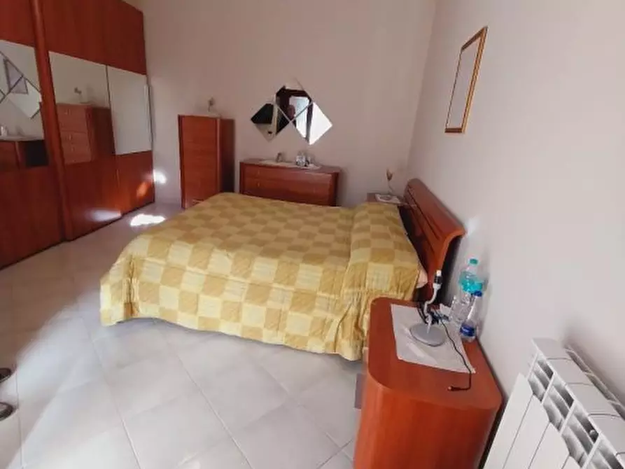 Immagine 7 di Villa in vendita  10 a Caivano