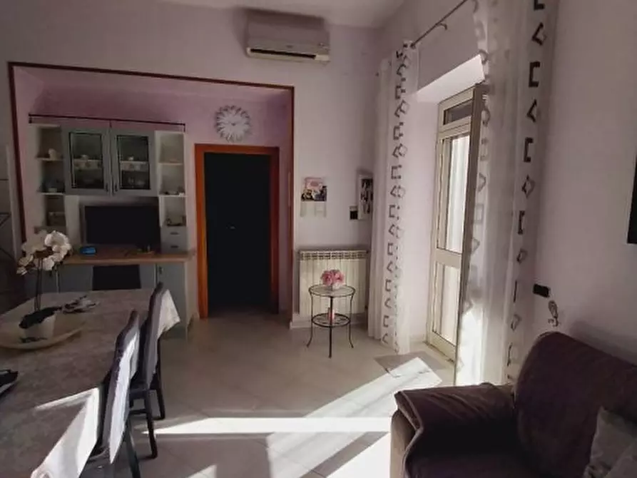 Immagine 3 di Villa in vendita  10 a Caivano