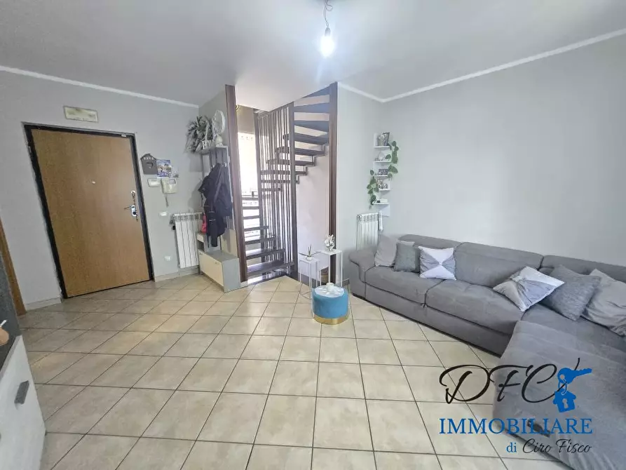 Immagine 4 di Villa in vendita  a Acerra