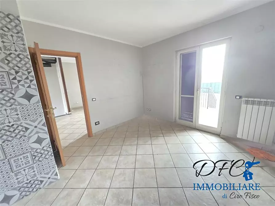 Immagine 4 di Villa in vendita  a Acerra