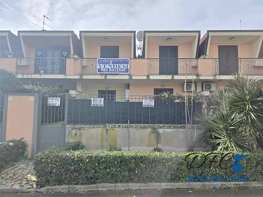 Immagine 1 di Villa in vendita  a Acerra