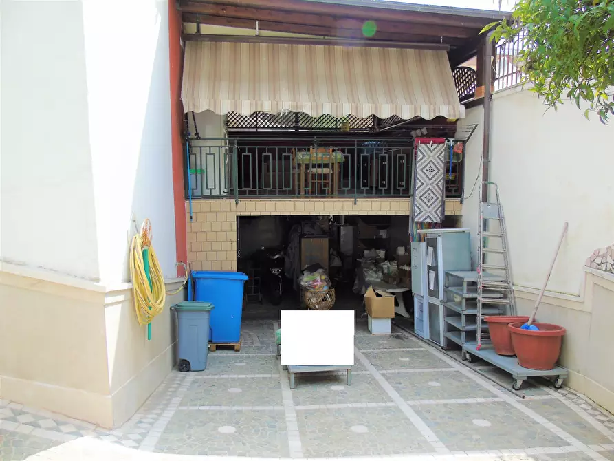 Immagine 5 di Villa in vendita  12 a Caivano