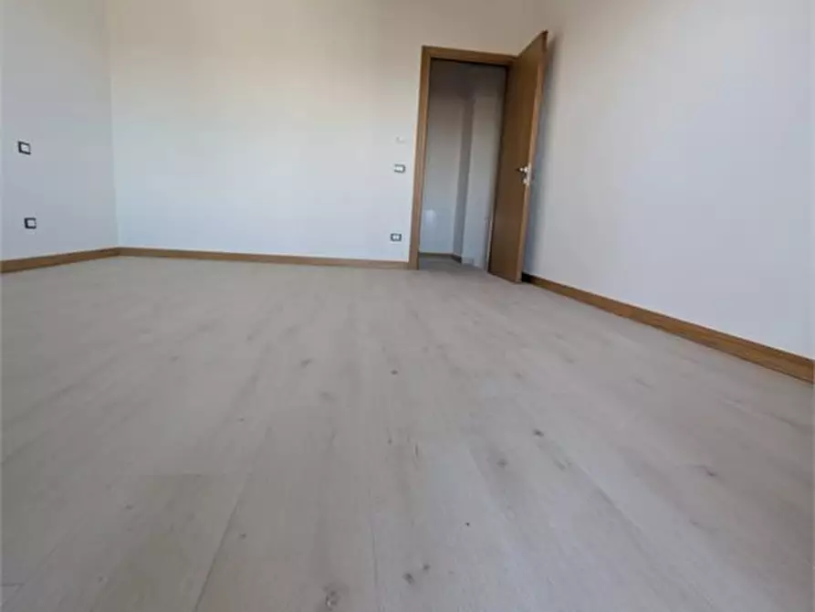 Immagine 9 di Villa in vendita  a Campodarsego