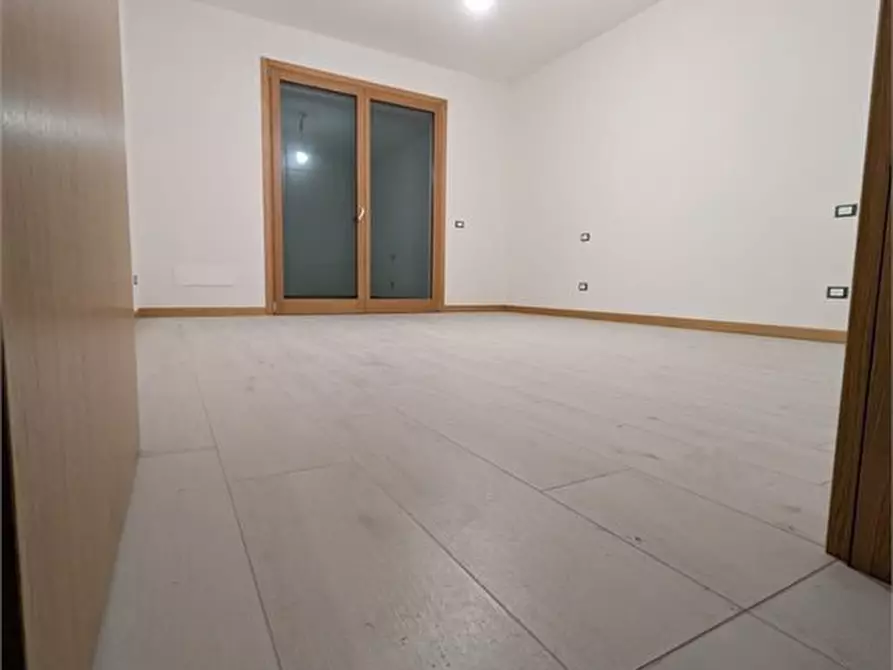 Immagine 5 di Villa in vendita  a Campodarsego