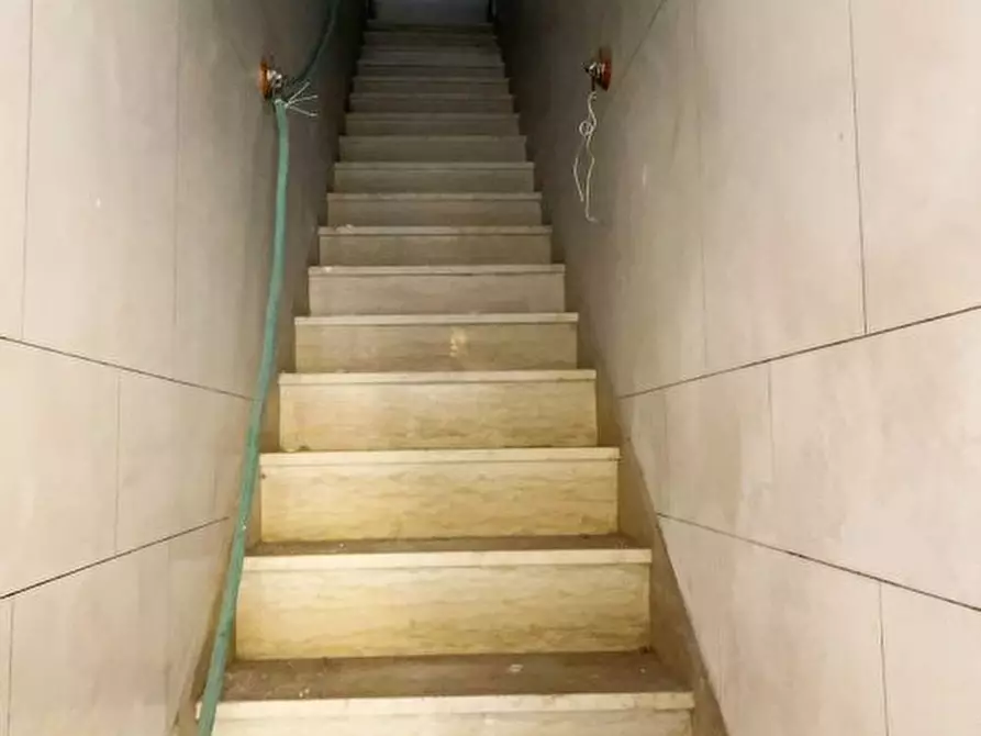 Immagine 9 di Villa in vendita  17 a Bagheria