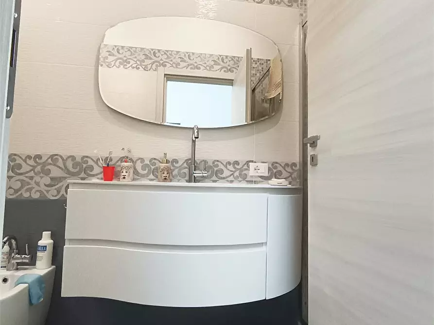 Immagine 9 di Villa in vendita  35 a Bagheria