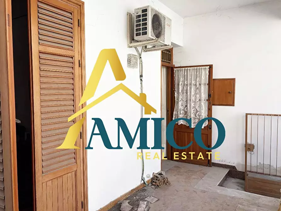 Immagine 2 di Villa in vendita  snc a Casteldaccia