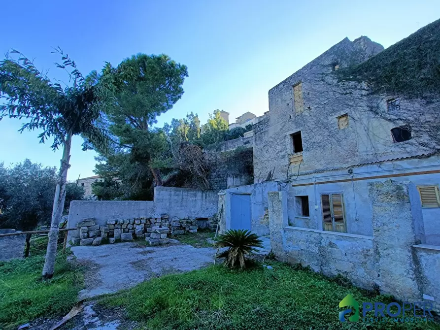 Immagine 7 di Villa in vendita  snc a Carini