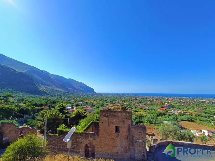 Immagine 2 di Villa in vendita  snc a Carini