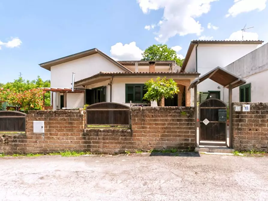 Immagine 2 di Villa in vendita  10 a Turrivalignani