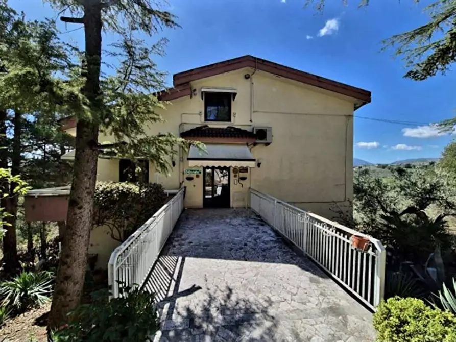 Immagine 1 di Villa in vendita  1 a Cugnoli