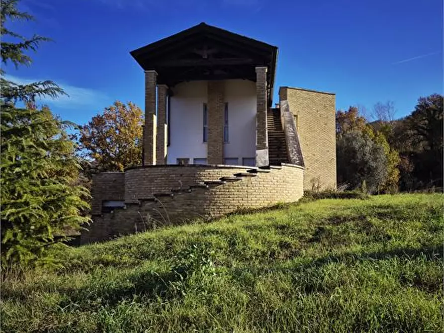 Immagine 10 di Villa in vendita  a Fara Filiorum Petri