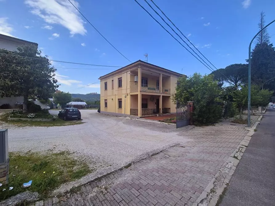 Immagine 2 di Villa in vendita  39 a Manoppello