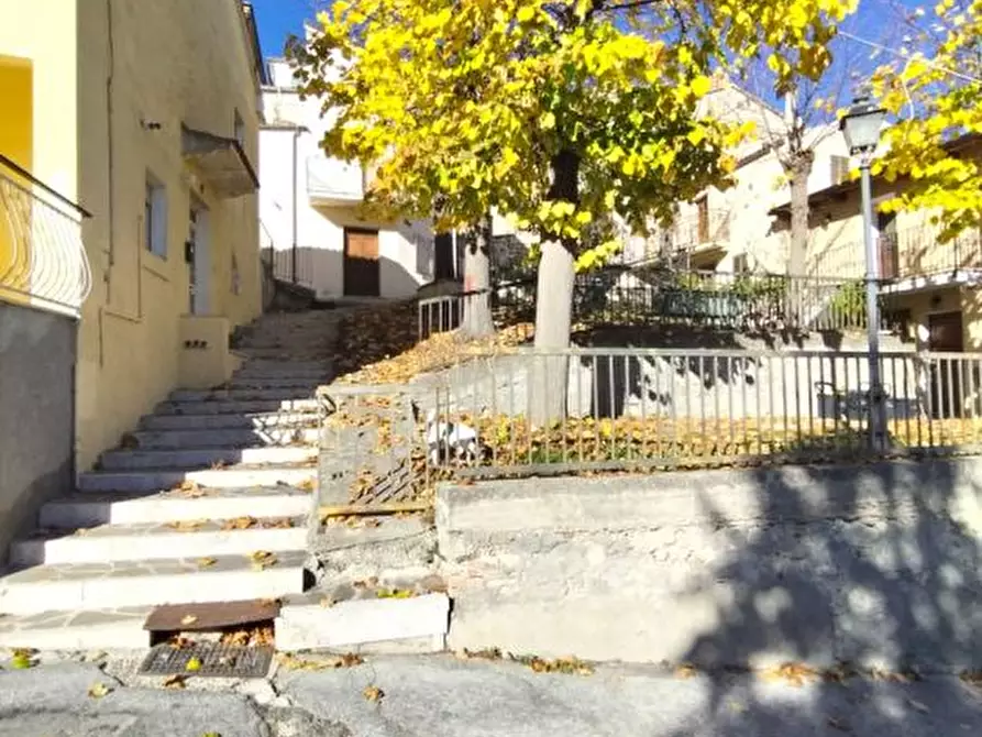 Immagine 6 di Villa in vendita  34 a Montebello Di Bertona