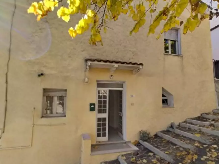 Immagine 5 di Villa in vendita  34 a Montebello Di Bertona