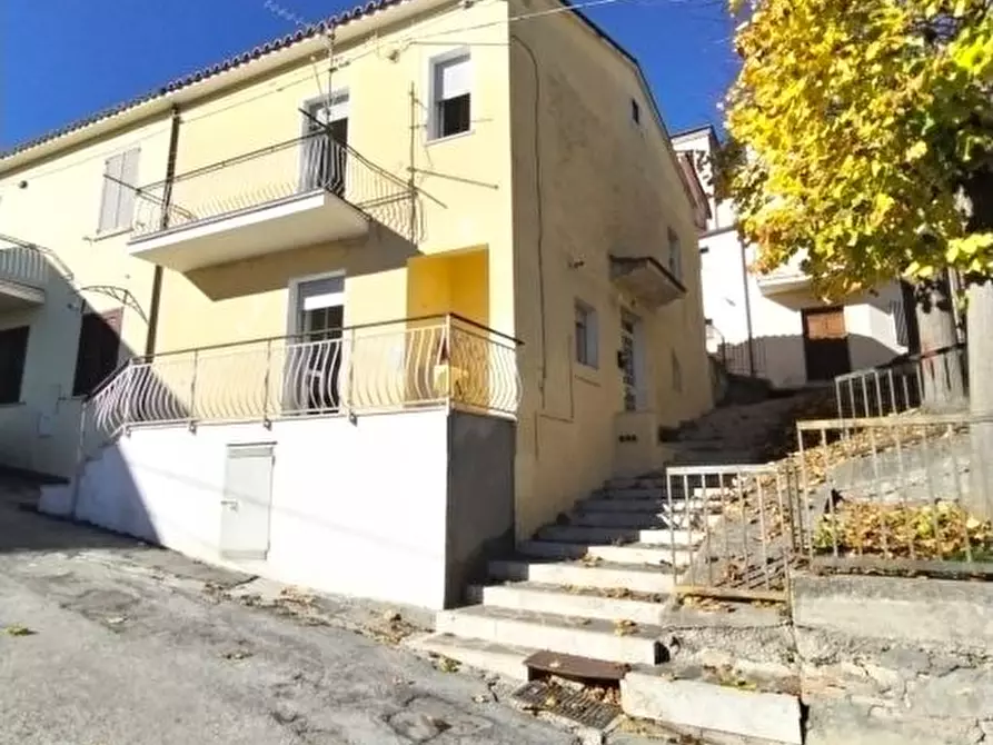 Immagine 4 di Villa in vendita  34 a Montebello Di Bertona