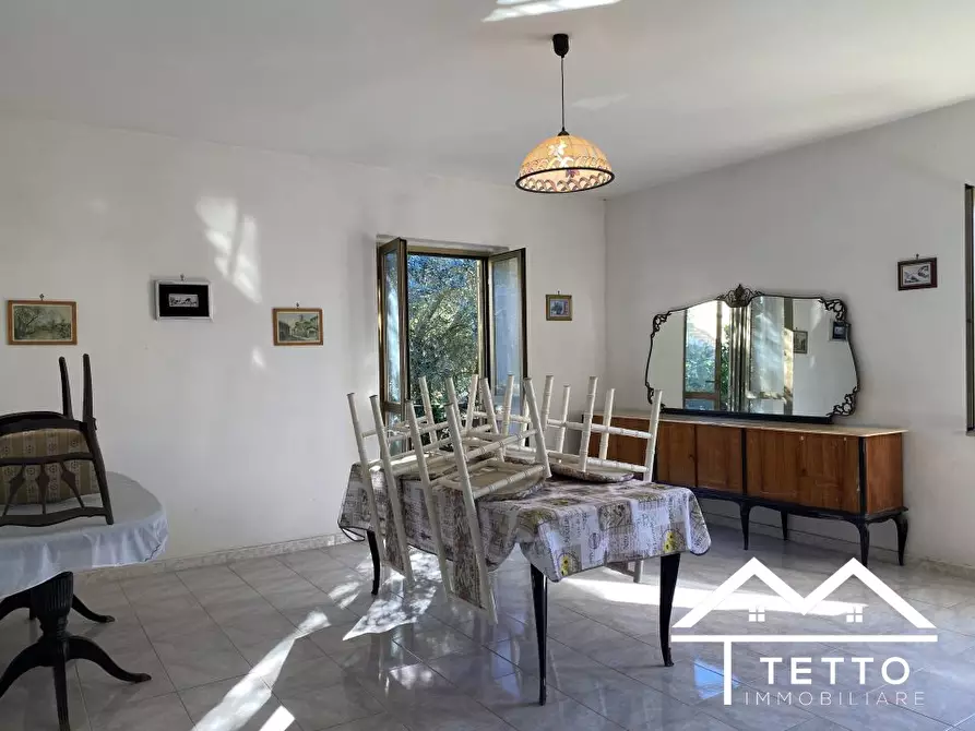 Immagine 10 di Villa in vendita  74 a Forano