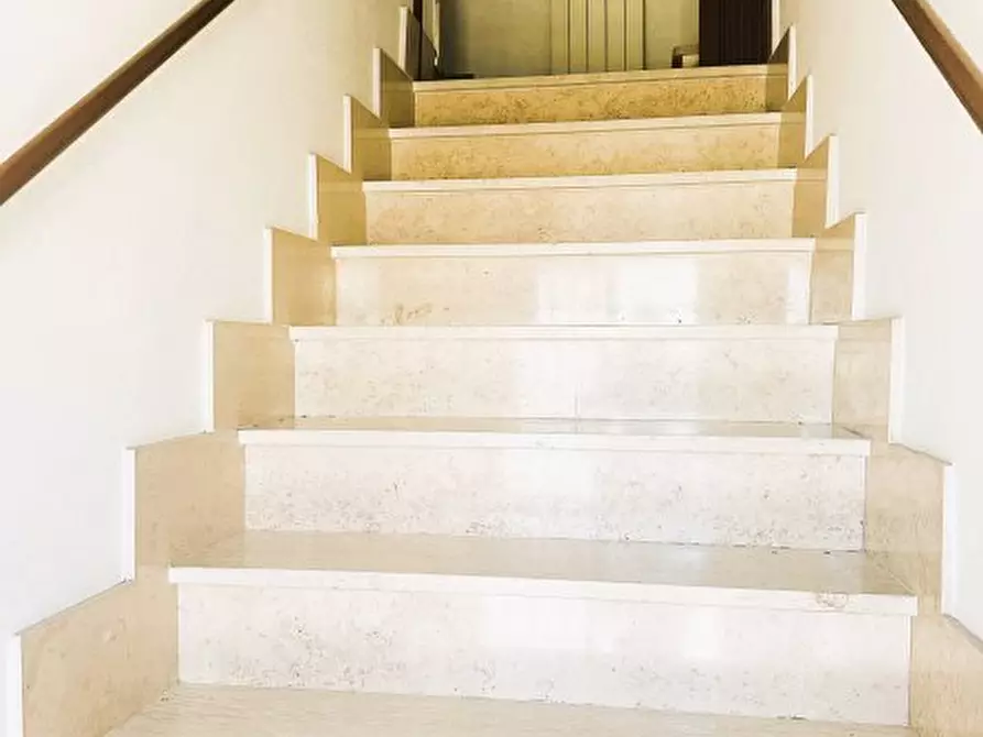 Immagine 4 di Villa in vendita  a Forano