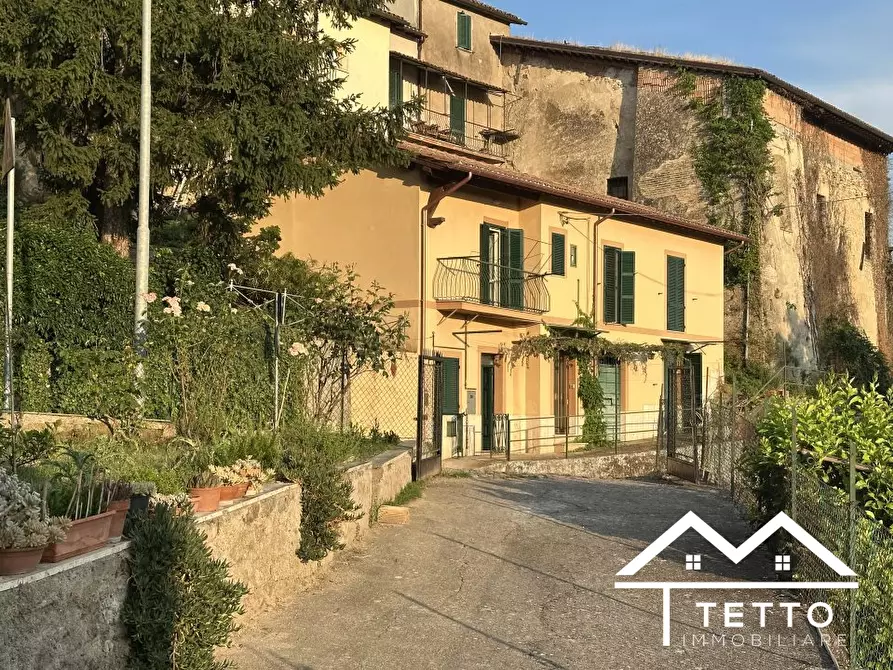 Immagine 3 di Villa in vendita  a Forano