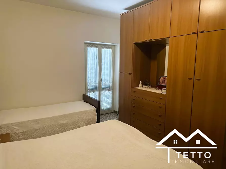 Immagine 10 di Villa in vendita  a Forano