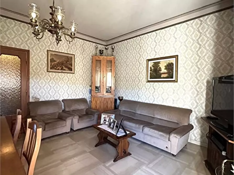 Immagine 5 di Villa in vendita  a Montopoli Di Sabina