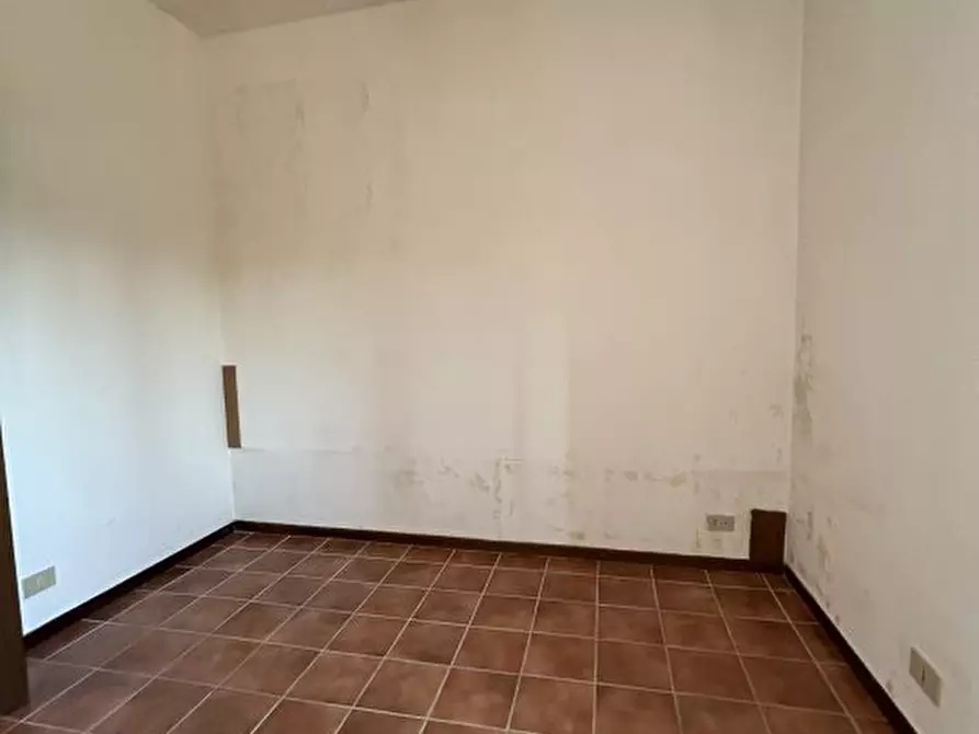 Immagine 8 di Villa in vendita  snc a Fara In Sabina