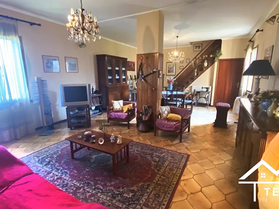 Immagine 7 di Villa in vendita  a Torri In Sabina