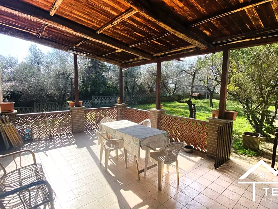 Immagine 5 di Villa in vendita  a Torri In Sabina