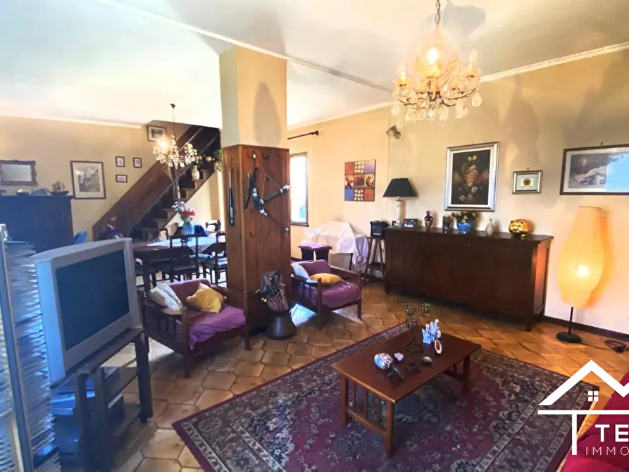 Immagine 8 di Villa in vendita  a Torri In Sabina