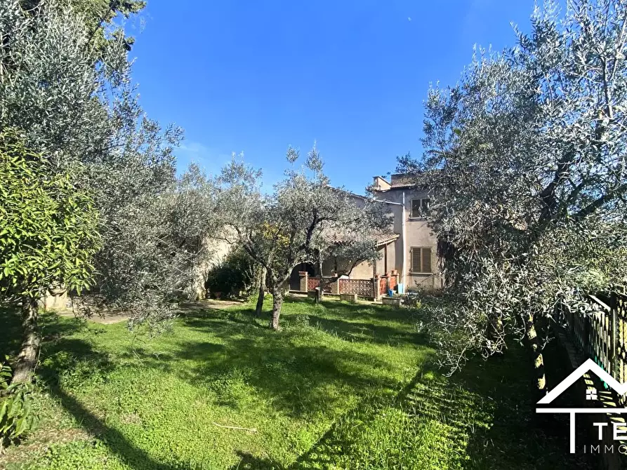 Immagine 3 di Villa in vendita  a Torri In Sabina