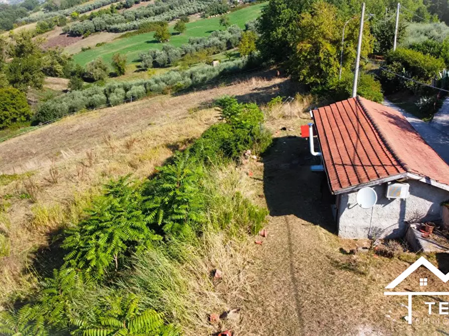 Immagine 7 di Villa in vendita  11 a Forano