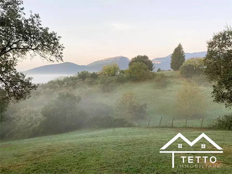 Immagine 3 di Villa in vendita  SNC a Sant'oreste