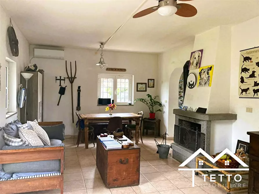 Immagine 8 di Villa in vendita  SNC a Sant'oreste