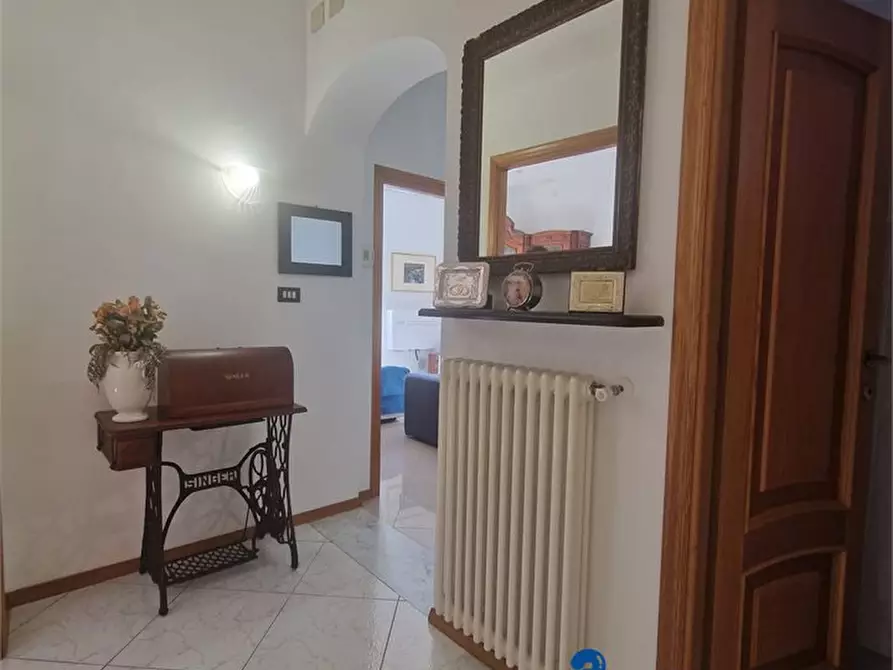 Immagine 6 di Casa indipendente in vendita  a Albenga