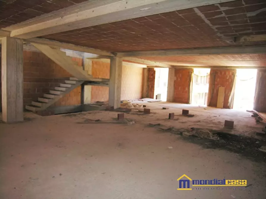 Immagine 2 di Casa indipendente in vendita  a Pachino