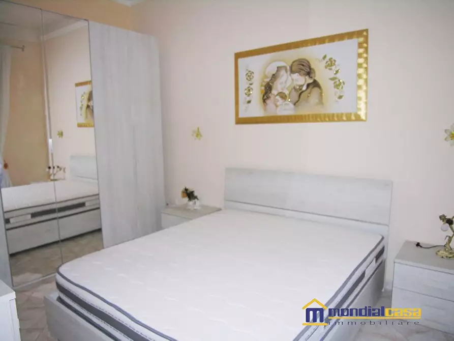 Immagine 10 di Casa indipendente in vendita  a Pachino