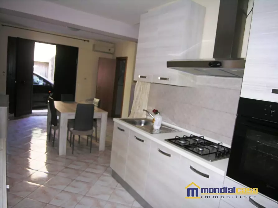 Immagine 4 di Casa indipendente in vendita  a Pachino